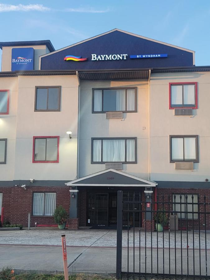 Baymont By Wyndham Houston Brookhollow Exterior foto